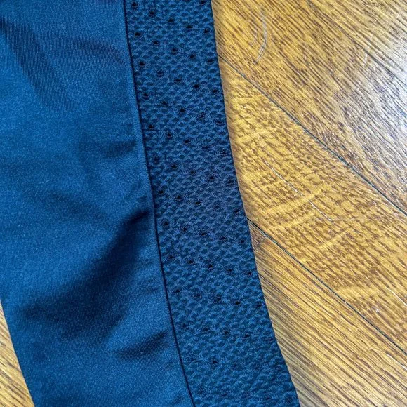 Fabletics Sync Seamless 7/8 High Waist Leggings Size XS - Picture 10 of 13